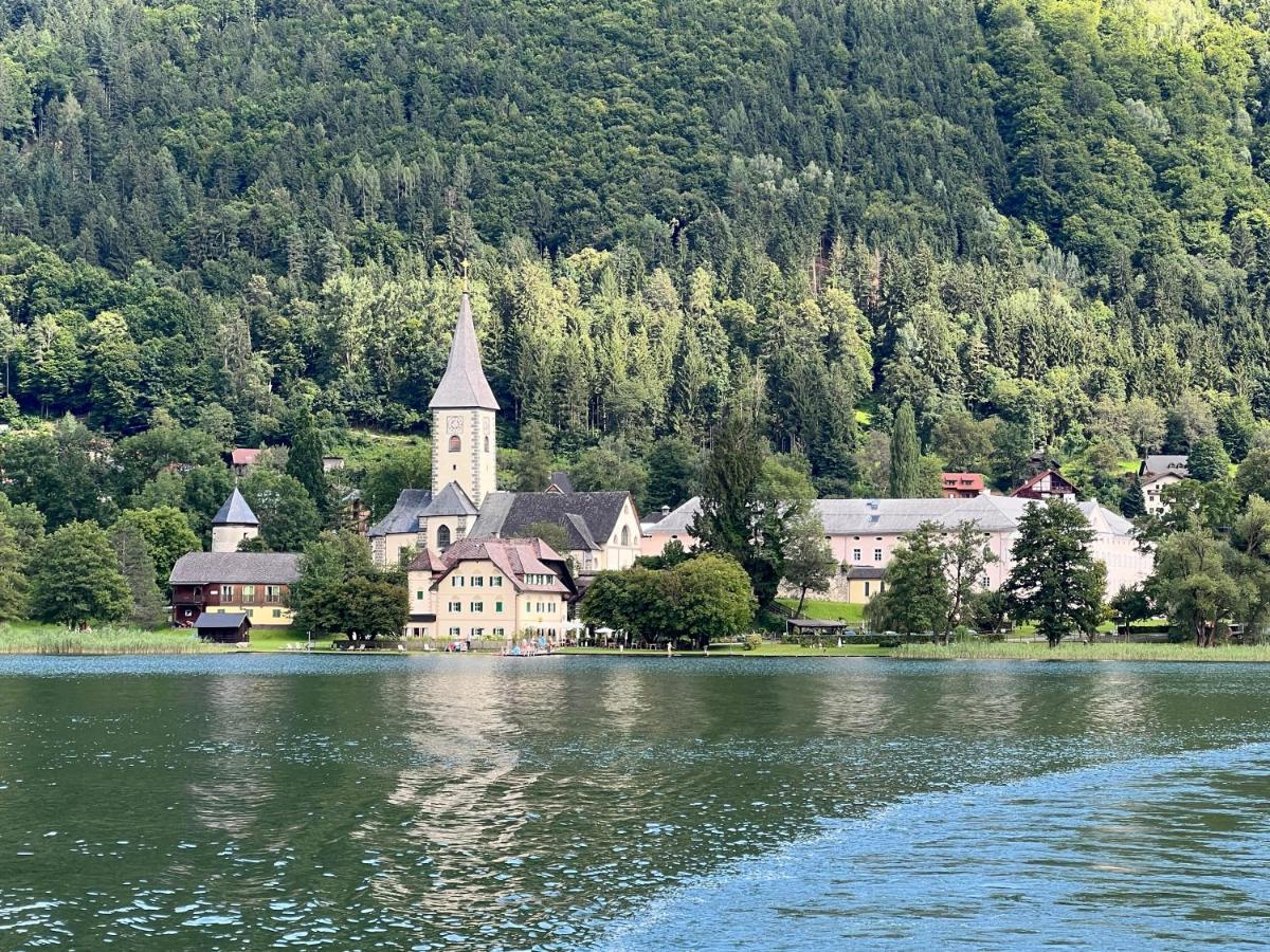 Ferienwohnung Mit Seeblick - Ossiacher See Gerlitzen Sattendorf Exterior photo