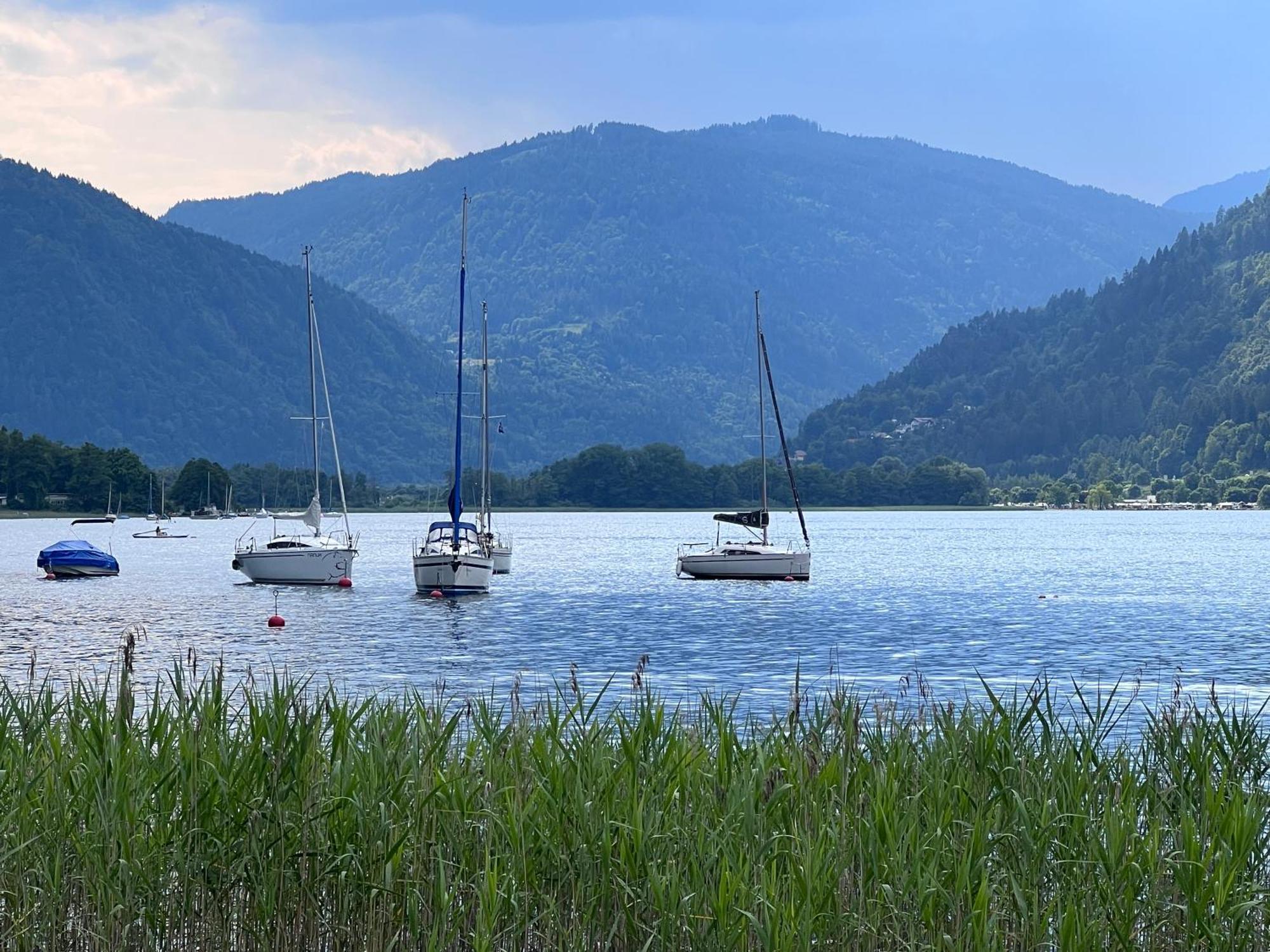 Ferienwohnung Mit Seeblick - Ossiacher See Gerlitzen Sattendorf Exterior photo